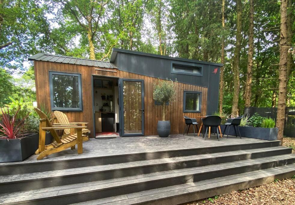 Tiny house sur terrain boisé à 10 mn de la mer Férel Exterior foto